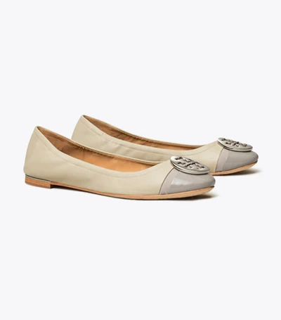 Tory Burch Minnie Patent Cap-toe Ballet Flat In Light Taupe