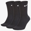 Nike Everyday Cushioned Training Crew Socks (3 Pairs) (black) In Black,white