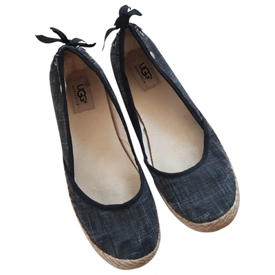 Pre-owned Ugg Cloth Ballet Flats In Blue