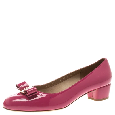 Pre-owned Ferragamo Pink Patent Leather Vara Bow Block Heel Pumps Size 41