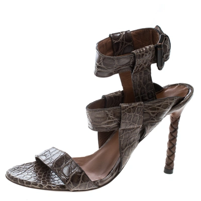 Pre-owned Bottega Veneta Brown Alligator Leather Ankle Strap Sandals Size 37.5