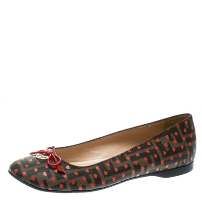 Pre-owned Fendi Tobacco Zucca Heart Printed Coated Canvas Bow Ballet Flats Size 39 In Brown