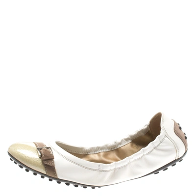 Pre-owned Tod's White Leather And Beige Cap Toe Buckle Detail Ballet Flats Size 37.5