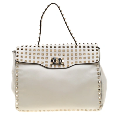 Pre-owned Valentino Garavani Ivory Leather Medium Rockstud Flap Tote In White