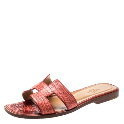Pre-owned Hermes Pink Croc Leather Oran Flat Sandals Size 37