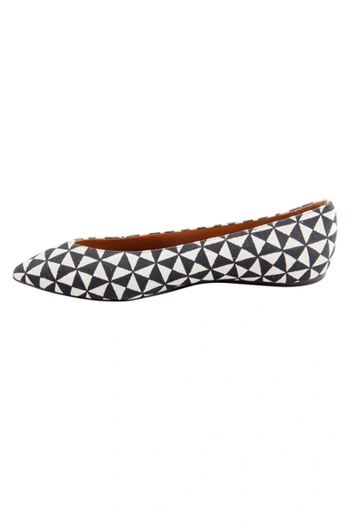 Pre-owned Isabel Marant Monochrome Printed Canvas Pointed Toe Ballet Flats Size 38 In White