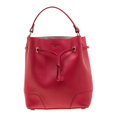 Pre-owned Furla Red Leather Stacy Drawstring Bucket Bag