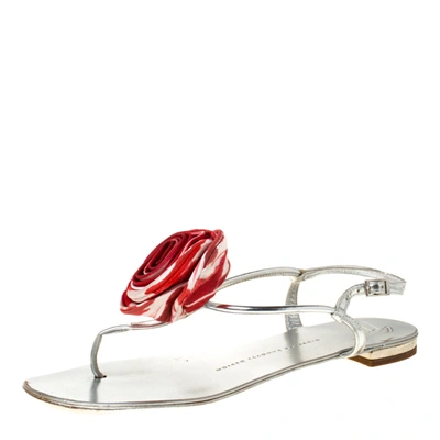 Pre-owned Giuseppe Zanotti Metallic Silver Leather Satin Rose Appliqu&egrave; Flat Thong Sandals Size 37.5