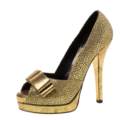 Pre-owned Fendi Metallic Gold Brocade Fabric Deco Bow Peep Toe Platform Pumps Size 39