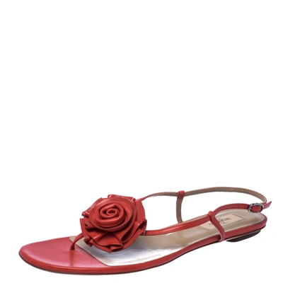 Pre-owned Valentino Garavani Red Leather Flower Flat Sandals Size 41