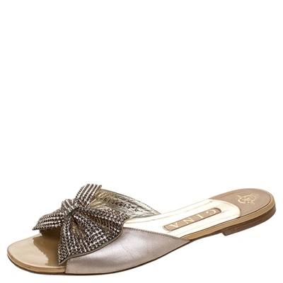 Pre-owned Gina Beige Leather Crystal Embellished Bow Slip On Slides Size 39