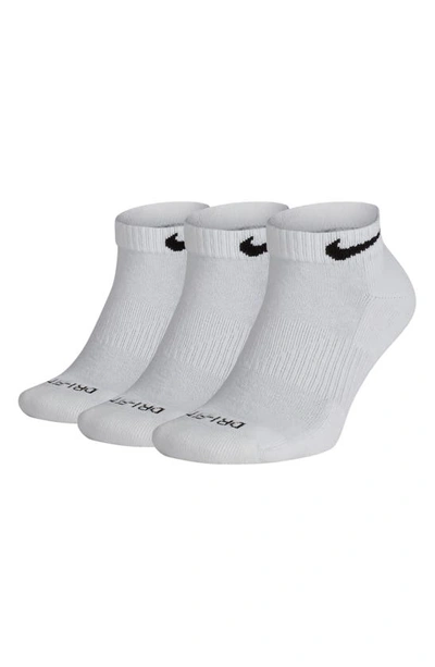 Nike Everyday Plus Cushioned Training Ankle Socks, Pack Of 3 In White/black