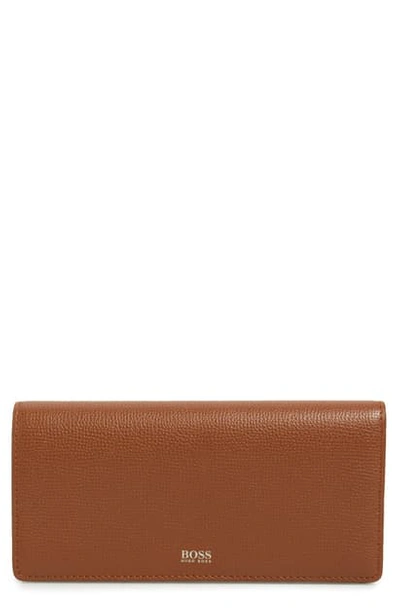 Hugo Boss Taylor Leather Continental Wallet In Light/ Pastel Brown