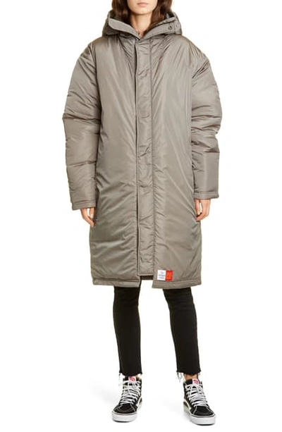 Martine Rose The Wenger Water Resistant Hooded Nylon Parka In Light Grey