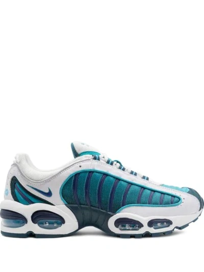 Nike Air Max Tailwind 4 Sneakers In White