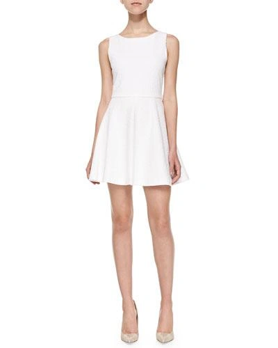 Alice And Olivia 'ommi' Textured Leaf Motif Sateen A-line Dress In White