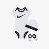 Nike Swoosh 3-piece Box Set Baby (3-6m) Set In White