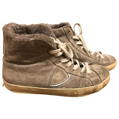 Pre-owned Philippe Model Faux Fur Trainers In Beige