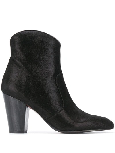 Chie Mihara Texan Ankle Boot In Black Leather In Nero