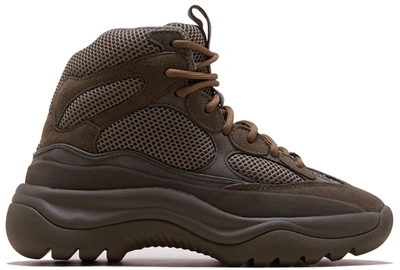 Yeezy desert rat boot hotsell season 7