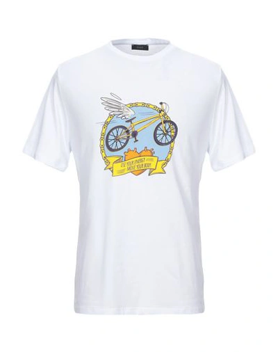 Kaos T-shirt In White