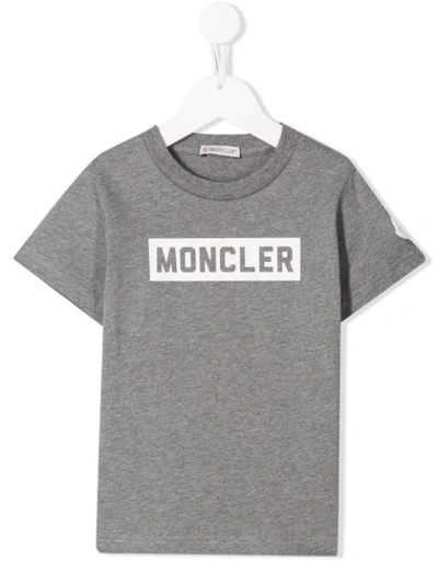 Moncler Kids' Logo Print T-shirt In Grigio