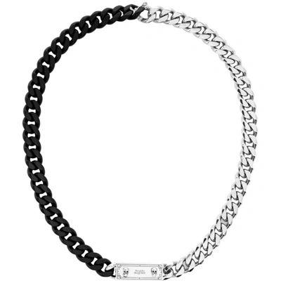 Alexander Mcqueen Short Bicolor Identity Chain Necklace In 1121 Black