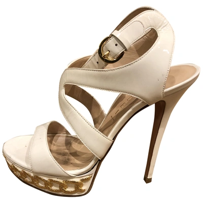 Pre-owned Casadei Patent Leather Sandal In White