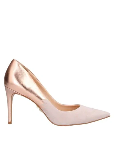Carrano Pump In Pink