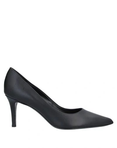 Aperlai Pumps In Black