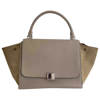 Pre-owned Celine Trapèze Leather Handbag In Beige
