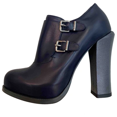 Pre-owned Fendi Leather Buckled Boots In Blue