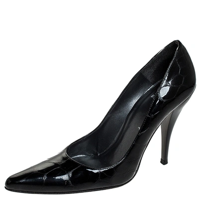 Pre-owned Stuart Weitzman Black Croc Embossed Patent Leather Pointed Toe Pumps Size 37.5