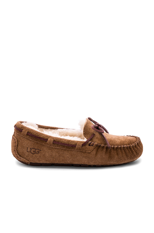 ugg dakota moccasin slippers