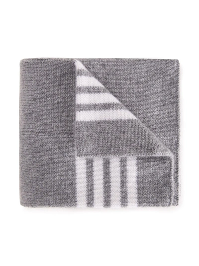 Thom Browne Baby Scarf With White 4-bar Stripe In Light Grey Cashmere