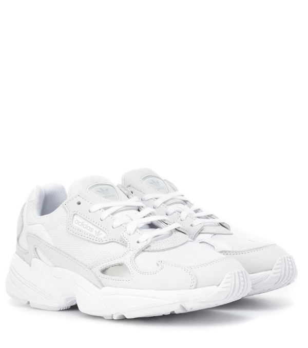 finish line adidas falcon
