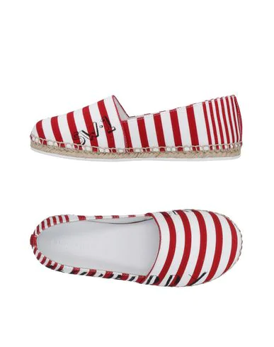 Burberry Kids' Espadrilles In Red | ModeSens