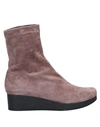 Robert Clergerie Ankle Boot In Light Brown