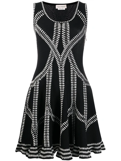 Alexander Mcqueen Scalloped Jacquard-knit Midi Dress In Bianco/nero |  ModeSens
