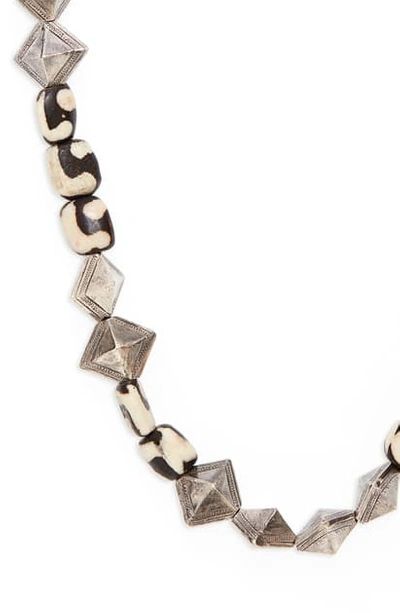 Saint Laurent Long Necklace In Argent Oxyde/ Marron