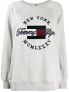 Tommy Hilfiger Embroidered Logo Sweater In Grey