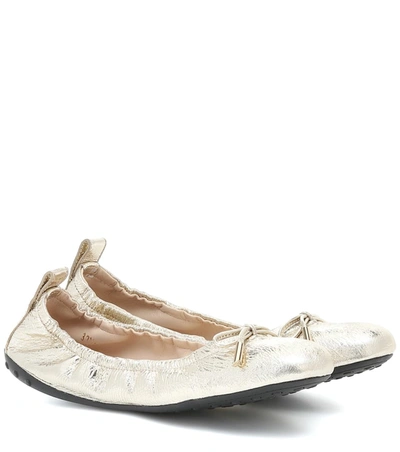 Tod's Metallic Leather Ballet Flats In Gold
