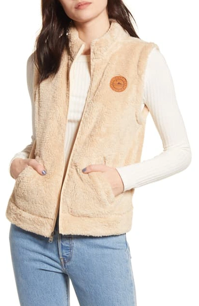 Roxy Sherpa Faux Fur Vest In Natural