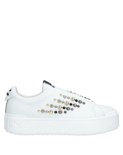 Ruco Line Sneakers In White