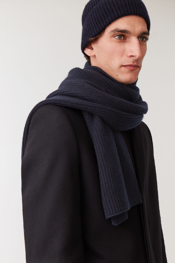 Cos Chunky Ribbed Cashmere Scarf In Blue | ModeSens