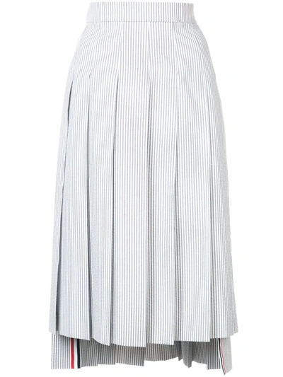 Thom Browne Pleated Grosgrain-trimmed Striped Cotton-seersucker Midi Skirt In Grey