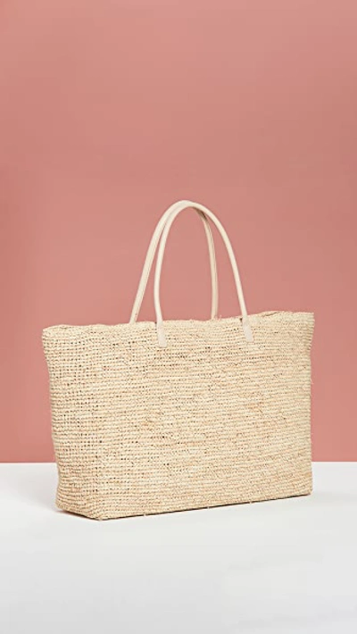 Hat Attack Chic Tote In Natural