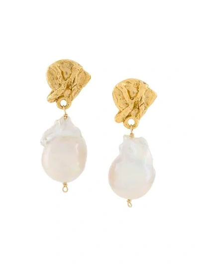 Alighieri The Fragment Of Light Pearl Earrings In Gold,pearl