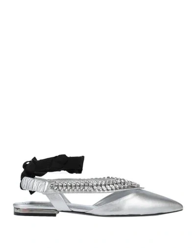 Roger Vivier Ballet Flats In Silver