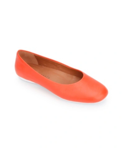 Gentle Souls By Kenneth Cole Eugene Travel Ballet Flats Women's Shoes In Orange Leather